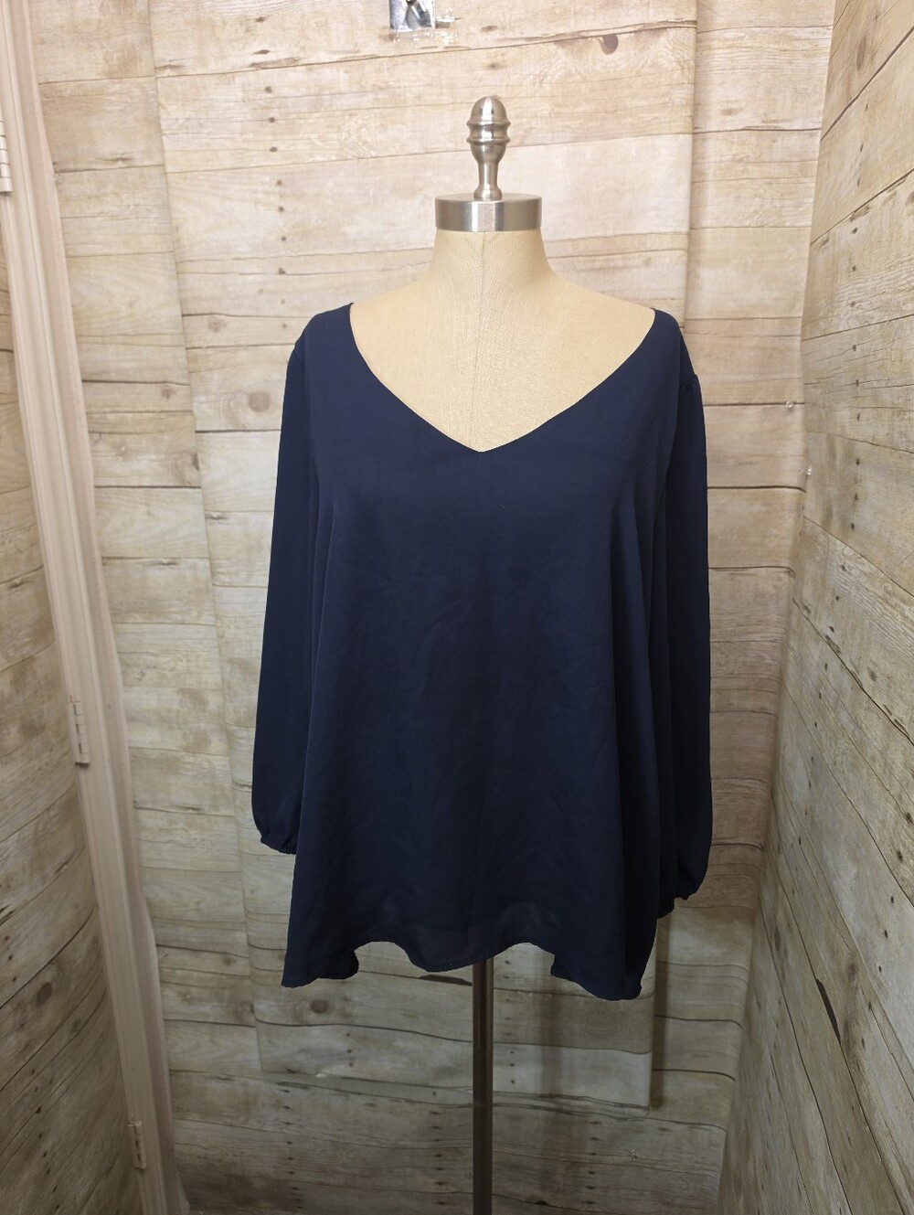 19 Cooper Navy V-Neck Long Sleeve Blouse